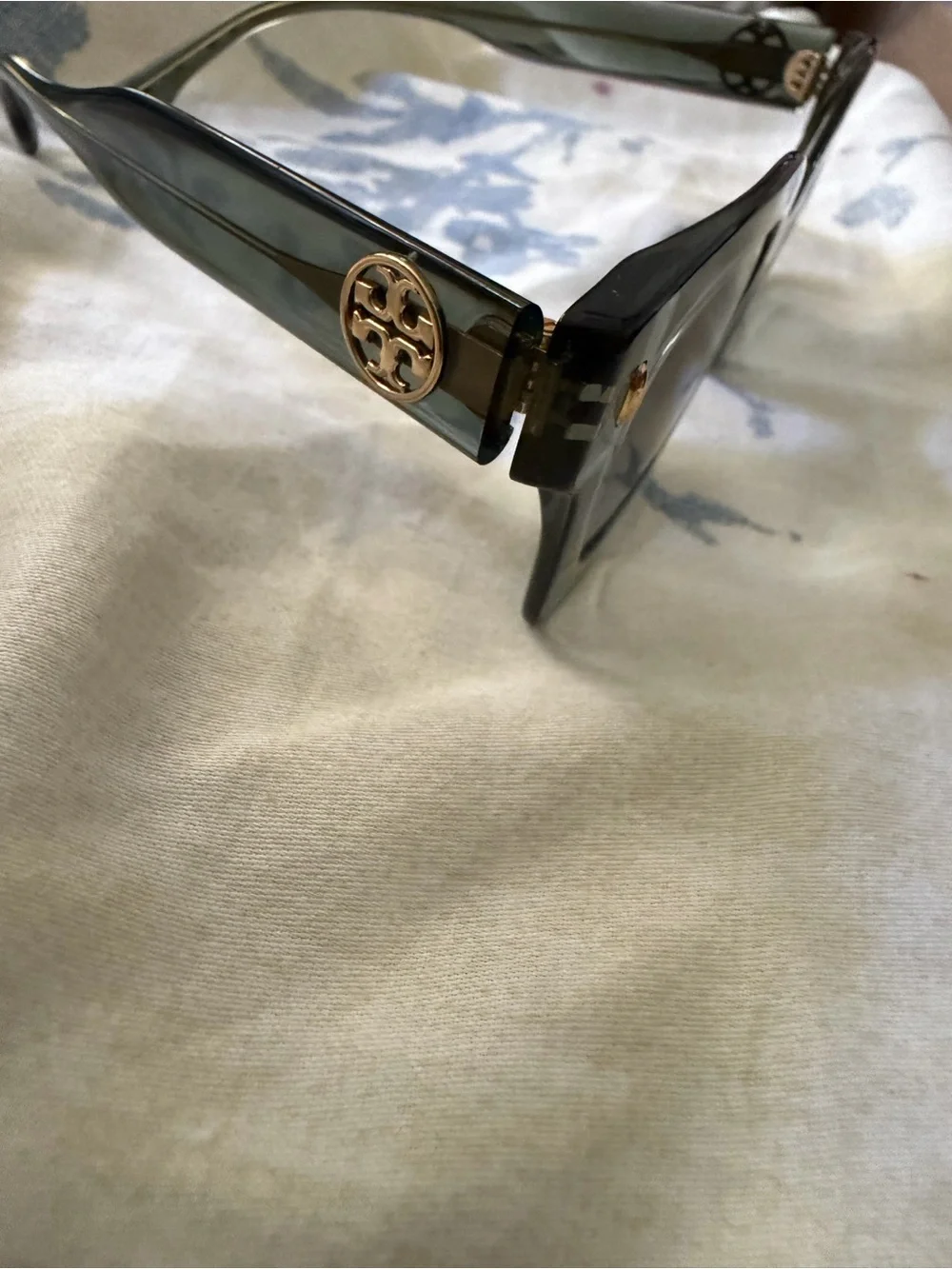 Tory Burch Olive Green Oversized Square Sunglasses with Gold Logo